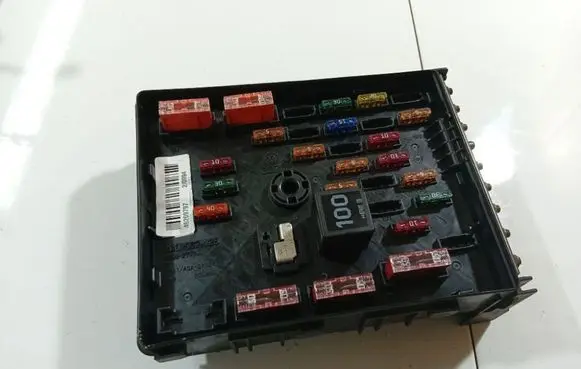 Fuse box set