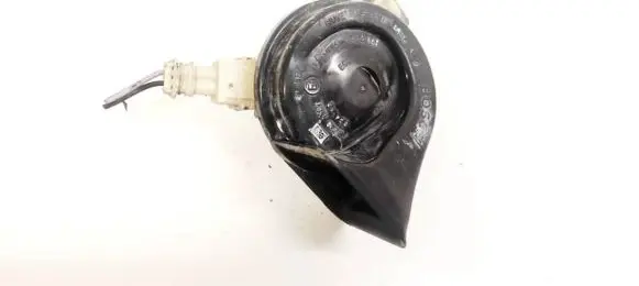 Nissan Pathfinder R51 Horn signal E9011157