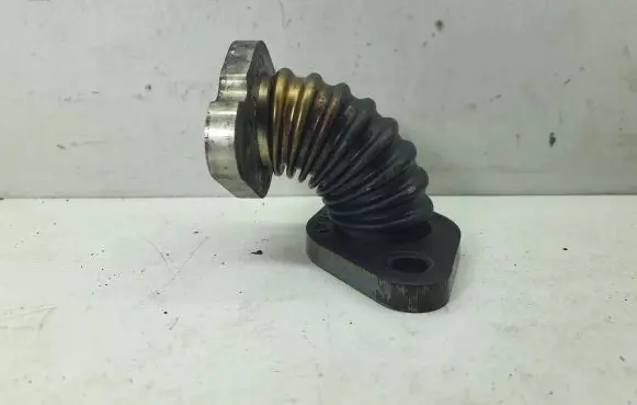 Coolant pipe/hose
