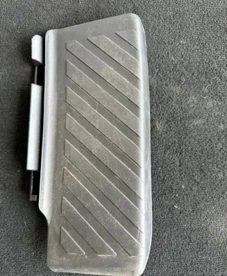Volkswagen T-Roc Foot rest pad/dead pedal 5Q1864777
