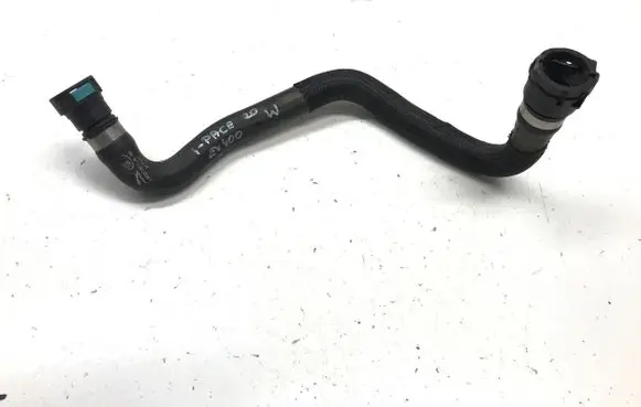 Jaguar I-Pace Engine coolant pipe/hose L9D38D118AB
