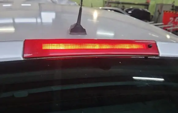 Renault Scenic III - Grand scenic III Third/center stoplight 89078988 IMPRK1582179