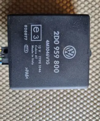 Volkswagen II LT Door control unit/module 2D0959800