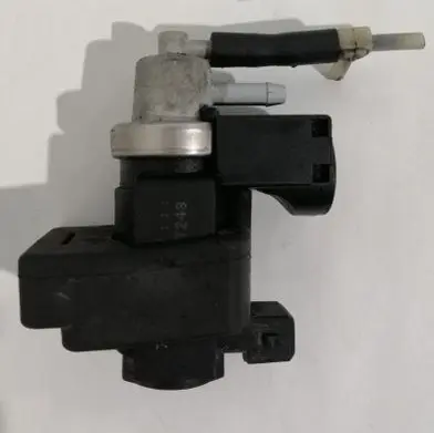 KIA Cerato Turbo solenoid valve 04T243