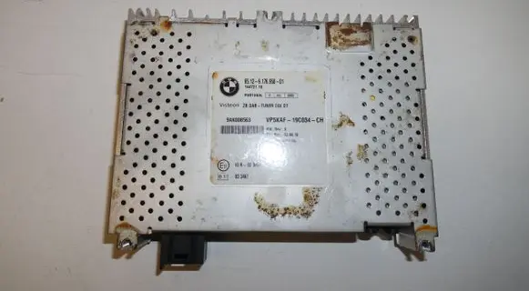 BMW M3 e92 Aerial antenna amplifier 9176958