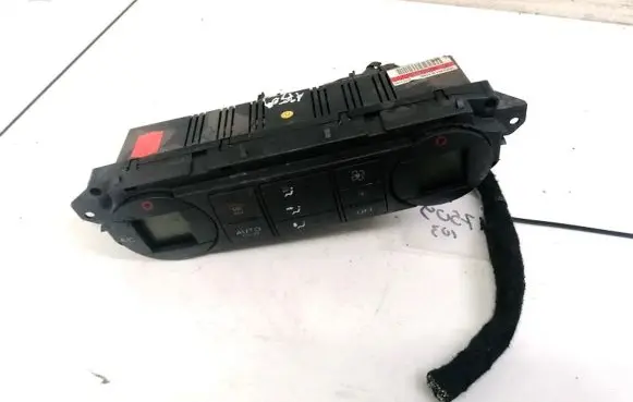 Ford Focus C-MAX Climate control unit 3M5T18C612AL