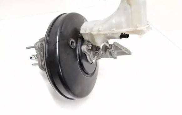 Renault Megane IV Brake booster 472104789R 30317