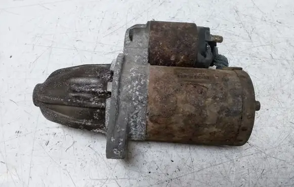 Mitsubishi Colt Starter motor MR994922 M000T45271ZT