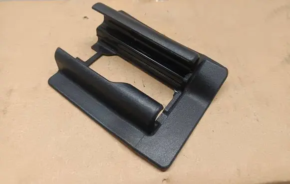 Mercedes-Benz E W212 Front driver seat rail trim A2129190520