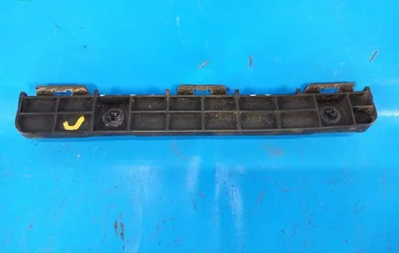 Lexus IS 220D-250-350 Rear bumper mounting bracket 5215753060
