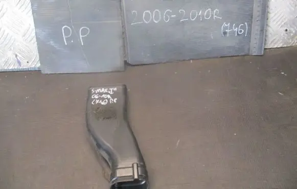 Ford S-MAX Front shock absorber with coil spring