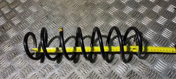 Volkswagen Polo Rear coil spring