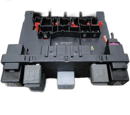 Volkswagen PASSAT B6 Other control units/modules 3C8937049E