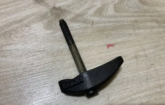 Peugeot Expert Fuel Injector clamp holder 9674341880