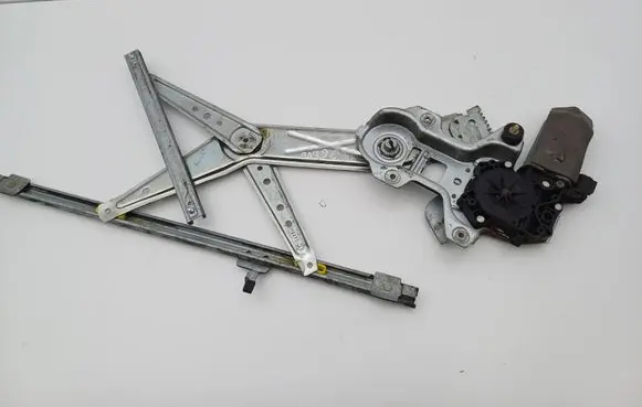 Alfa Romeo 166 Front door window regulator with motor 