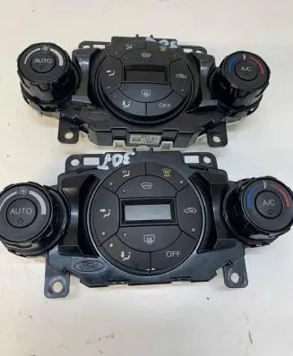 Ford Fiesta Climate control unit 8A6T18C612