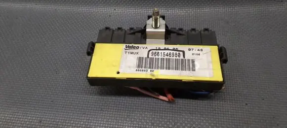 Peugeot 206+ Fuse box set