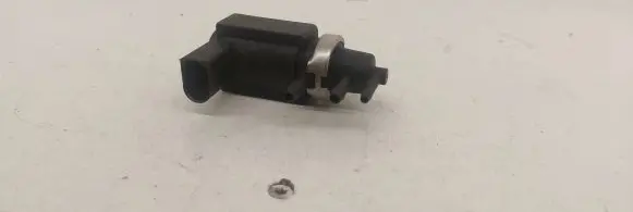 Audi A6 S6 C5 4B Turbo solenoid valve 059906627B 72290322