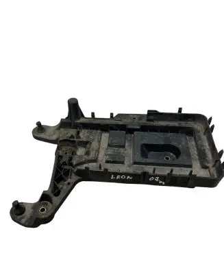 Seat Leon (1P) Battery tray 1K0915333C G3303