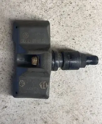 Volkswagen Phaeton Tire pressure sensor 4D0907275