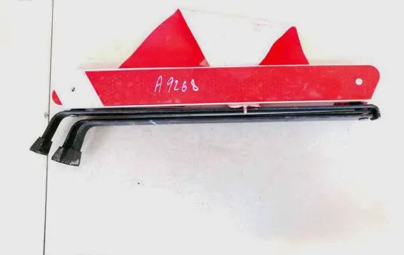Toyota RAV 4 (XA20) Emergency warning sign e227r0392051