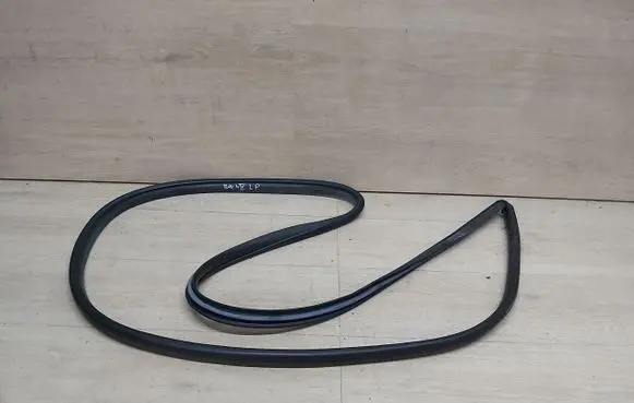 Toyota RAV 4 (XA40) Rubber seal sliding door (on door) RAV4IVUSZCZELKALP