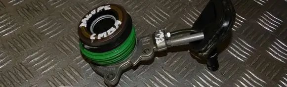 Jaguar X-Type Clutch slave cylinder 94ZT7A564AB