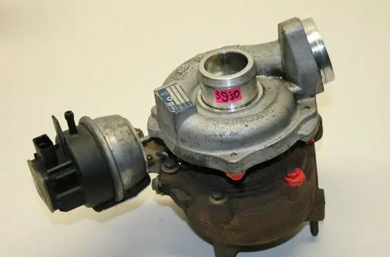Audi A4 S4 B8 8K Turbo 03L145702D