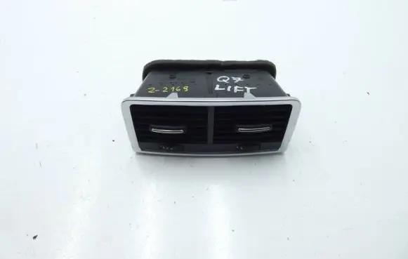 Audi Q7 4L Rear air vent grill 4L0819203