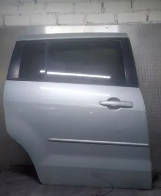 Mazda 5 Side sliding door 