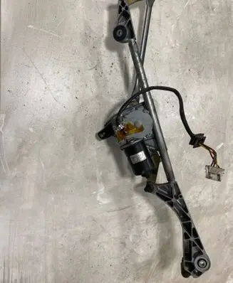 Mercedes-Benz C W203 Front wiper linkage and motor A2038200342 404518 4181B