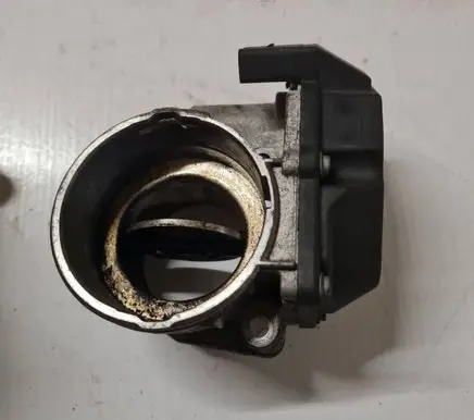Volkswagen Golf Plus Throttle valve 03G128063A 1102070644