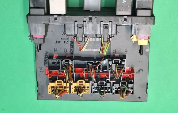 Volkswagen PASSAT B6 Comfort/convenience module 3c8937049d