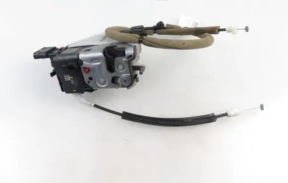 Peugeot RCZ Front door lock PSA184080