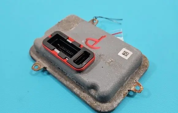 Headlight ballast module Xenon