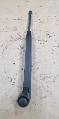 Seat Leon (1P) Rear wiper blade arm PL1304
