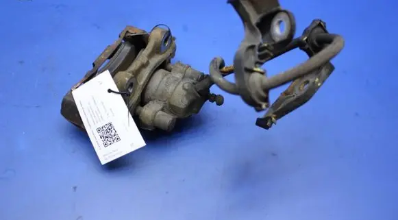 Mercedes-Benz ML W164 Rear brake caliper 65952401 659524010165