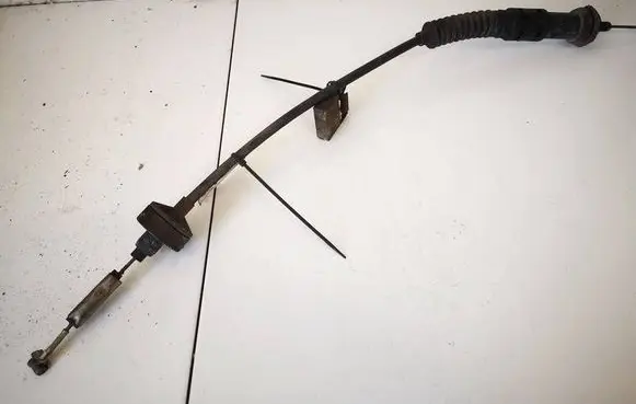Volkswagen Golf III Clutch cable 
