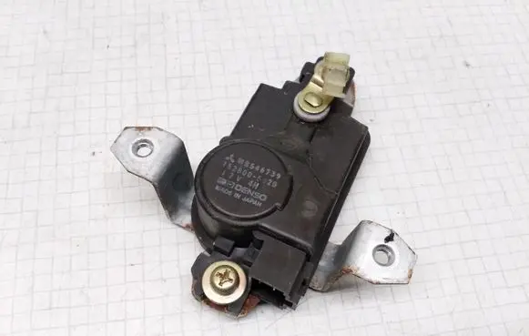 Mitsubishi Galant Central locking motor MB546739 1528005620