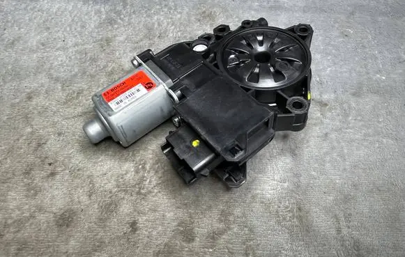 KIA Ceed Rear glass lock/latch X231 83460J7020