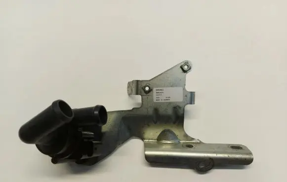 Volvo XC40 Water pump 32222110
