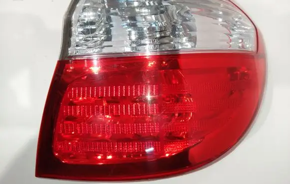 Nissan Maxima Rear/tail lights 265542Y000 265502Y091 21519F2RUQ