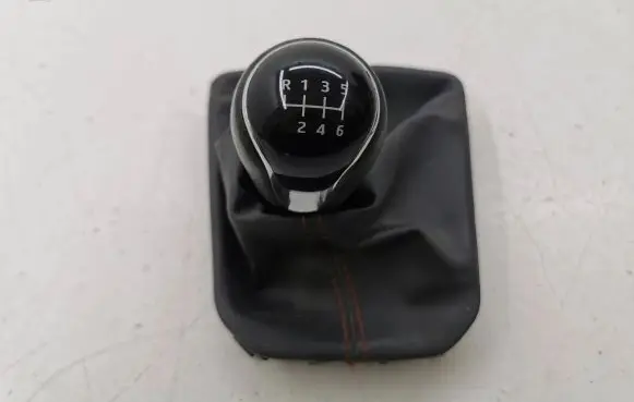 Seat Ibiza V (KJ) Gear lever shifter trim leather/knob 6F0711113N