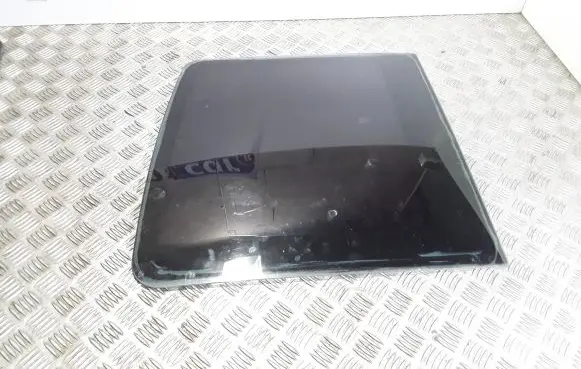 Ford Tourneo Rear side window E1743R00097