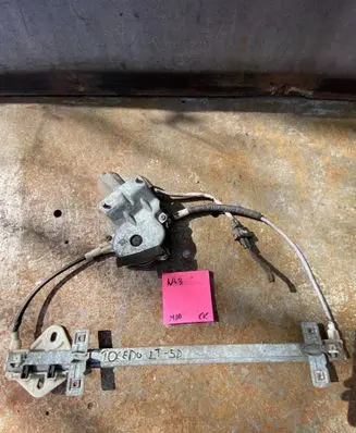 Seat Toledo I (1L) Front door window regulator with motor 0130821667