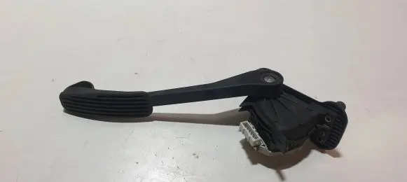 Volvo S60 Accelerator throttle pedal 9496821 00776918