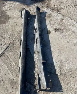 Toyota Avensis T270 Front sill trim cover 