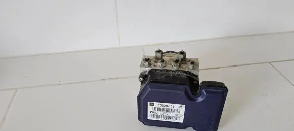 Opel Insignia A ABS Pump 13328651 16817011 16312211K