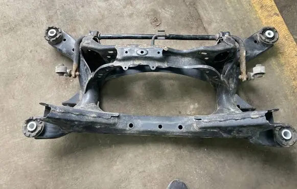 Toyota RAV 4 (XA50) Rear subframe