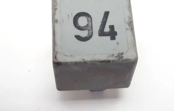 Volkswagen Golf IV Other relay 191906383B